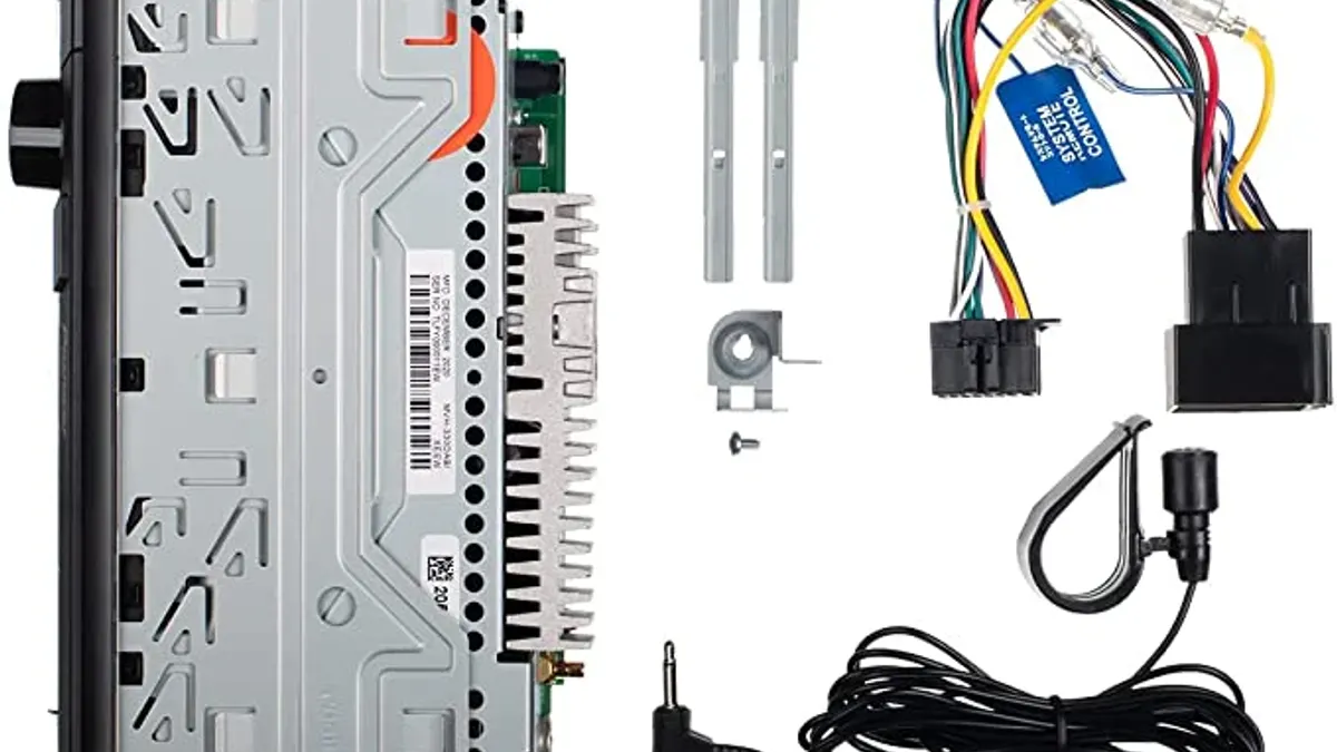 Pioneer MVH-330DAB – dodatni pogled 2